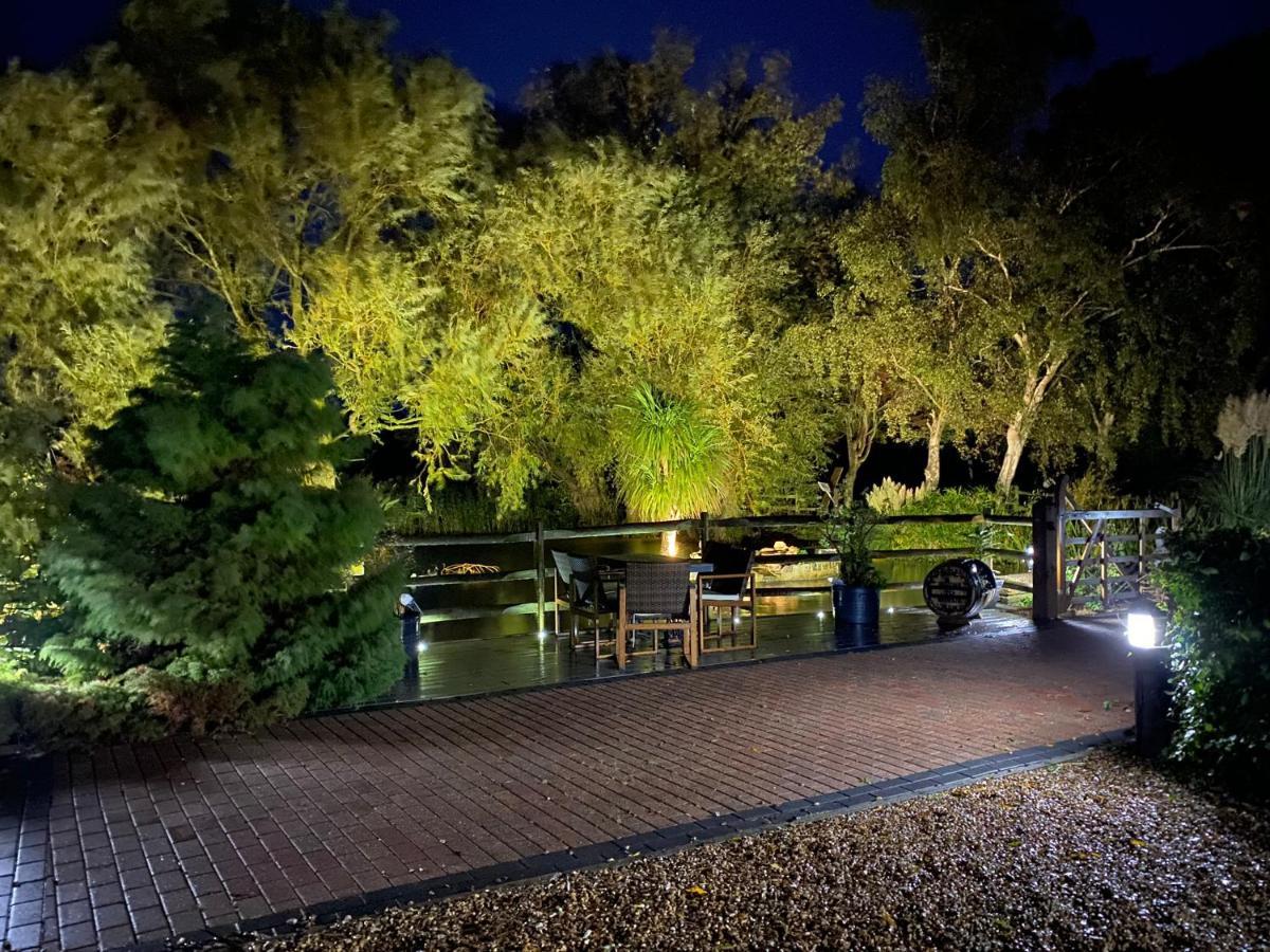 Reynolds Farm Guesthouse แคนเทอร์เบอรี ภายนอก รูปภาพ