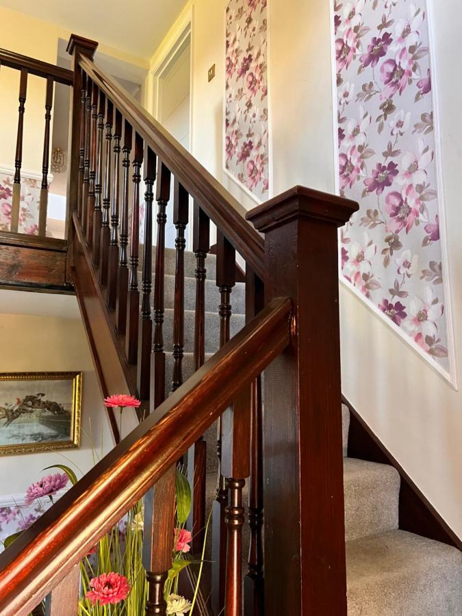 Reynolds Farm Guesthouse แคนเทอร์เบอรี ภายนอก รูปภาพ